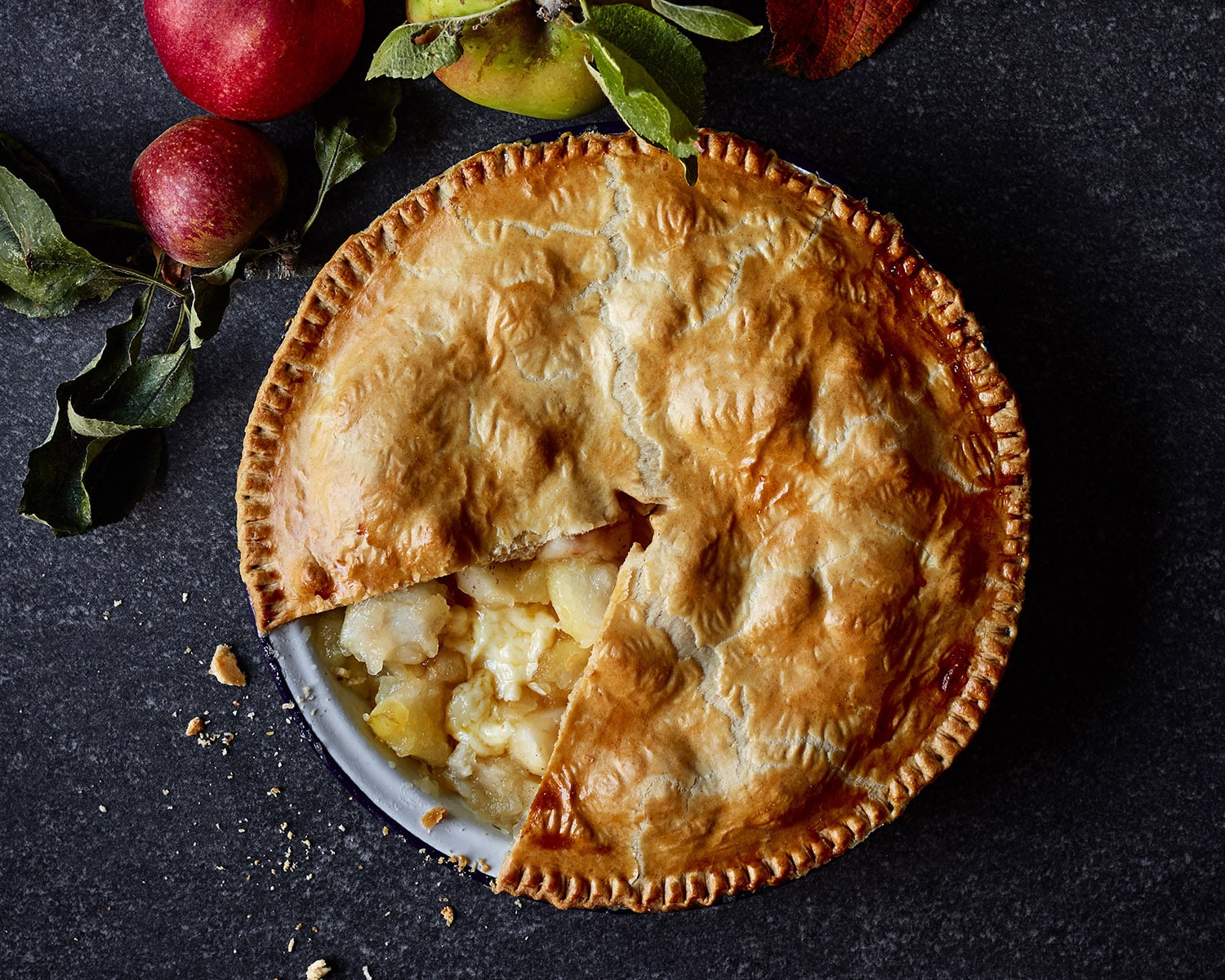 Kentish apple & cheese pie