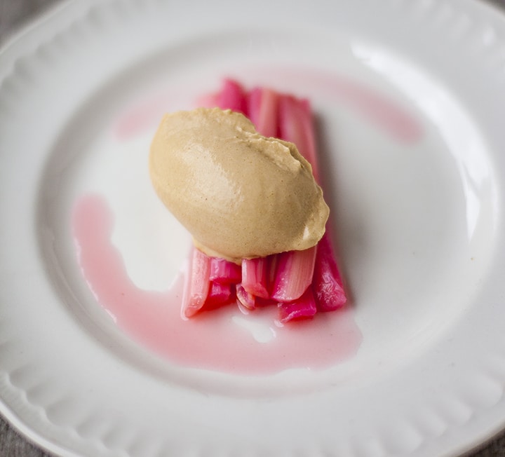 Rhubarb & ice cream