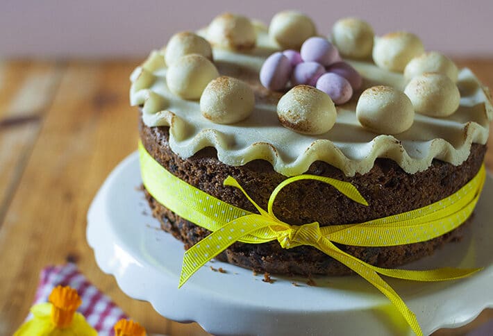 Easter Simnel Cake - Vickery TV