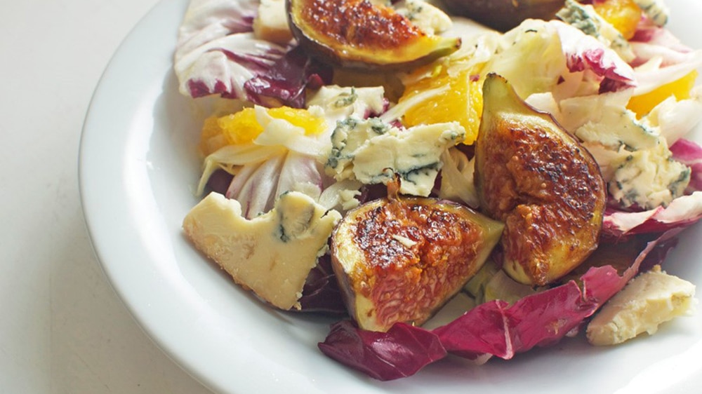 Fig and blue cheese salad