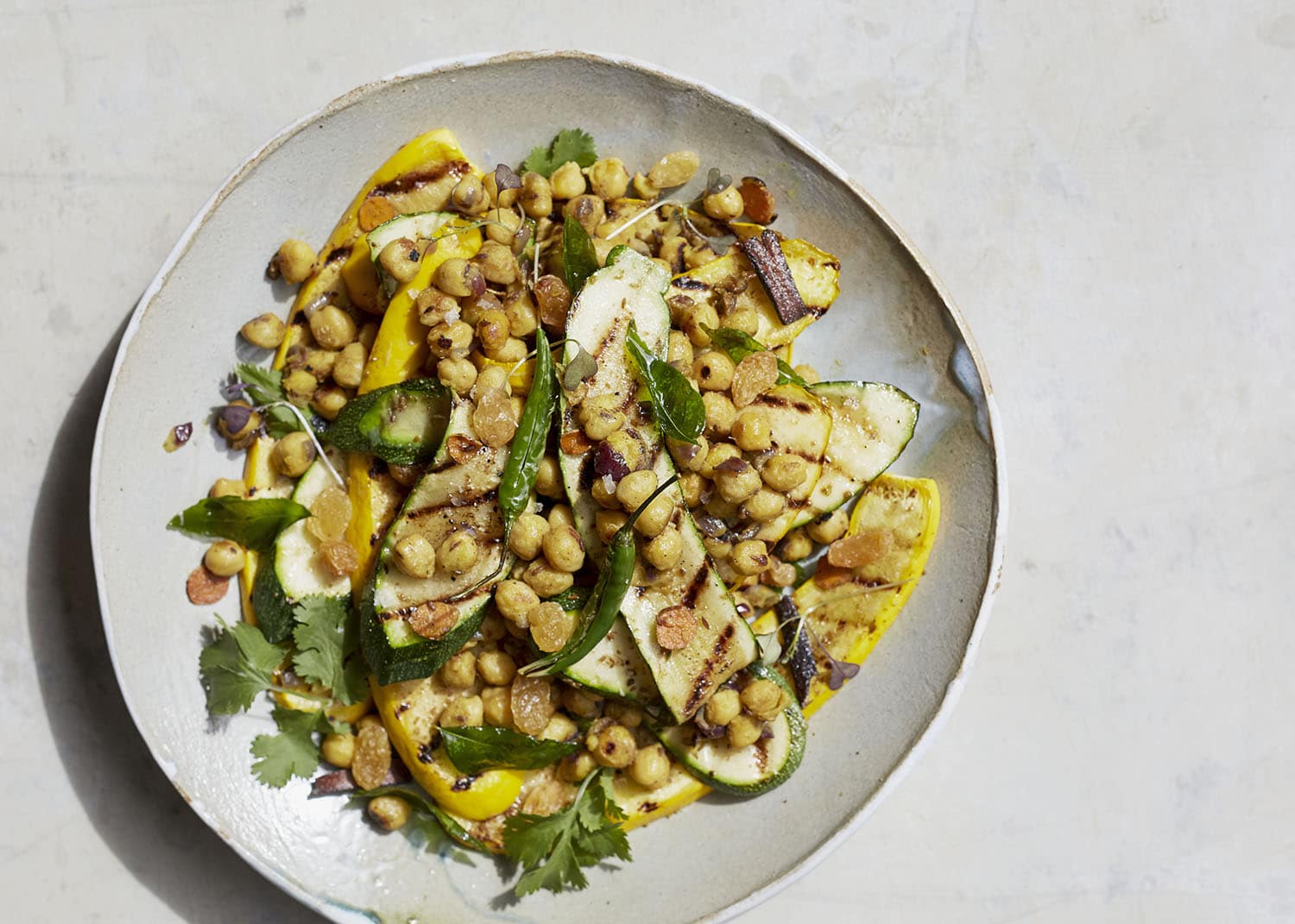 Grilled courgettes with spicy chickpeas