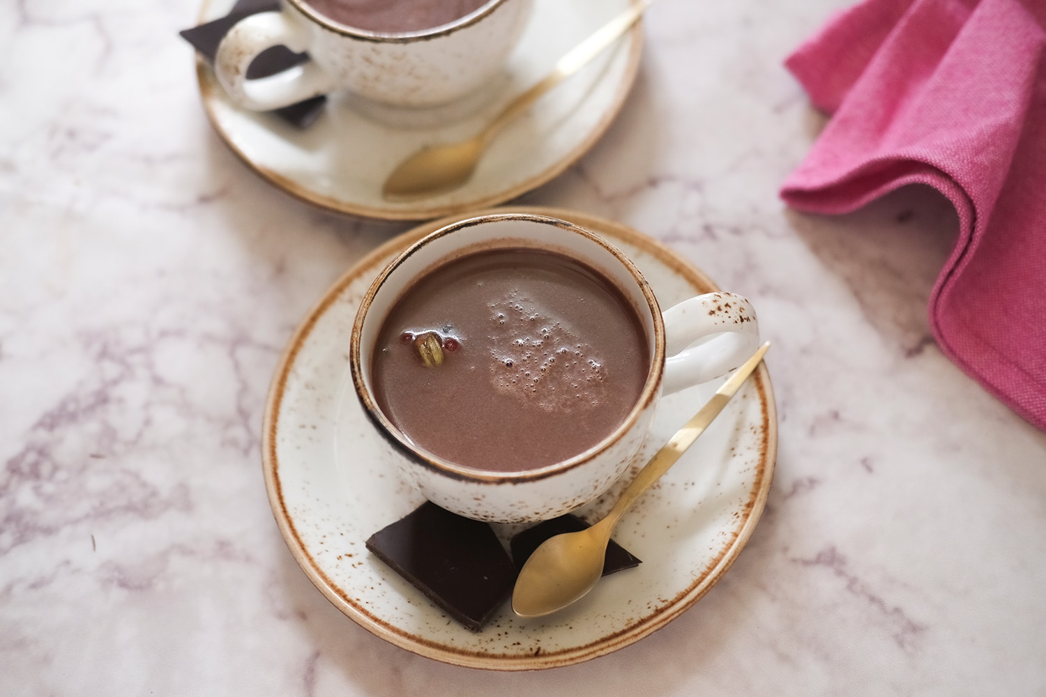 Spiced hot chocolate with cinnamon, peppercorns & cardamom